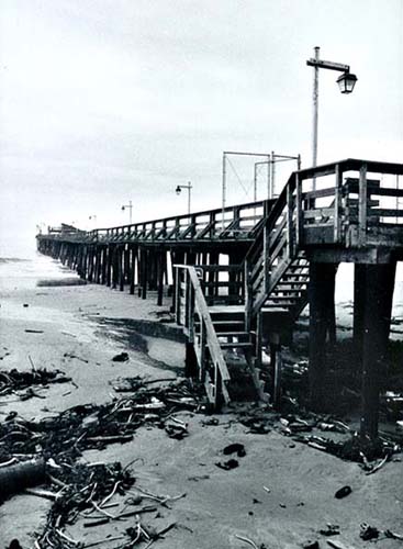 Pier - Photo by M. Schott